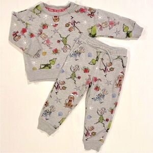 The Grinch 2 Piece Fleece Set Boys 2T Girls Sweatshirt Joggers Pants Christmas
